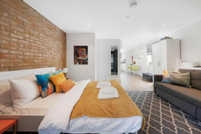 Manor House Studios By Morethanstays, London